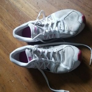 Nike size 91/2 women sneakers